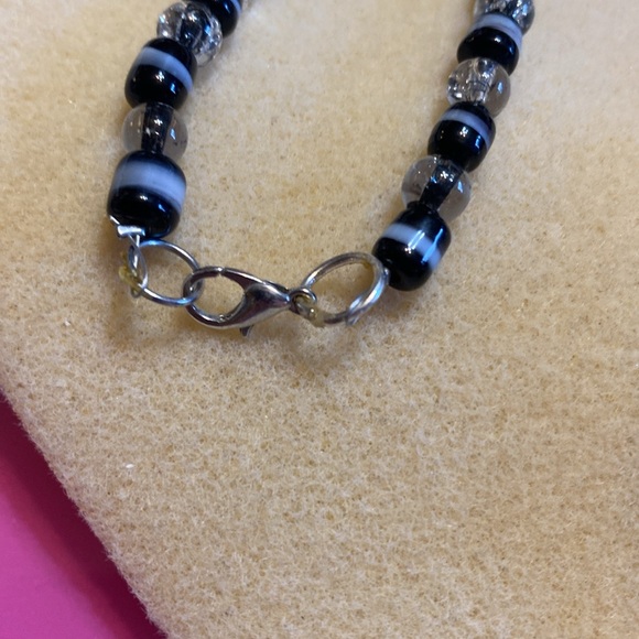 Handmade necklace - Picture 2 of 2